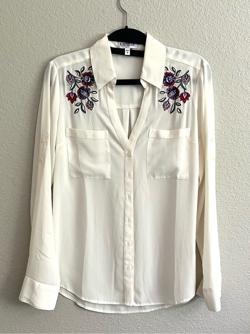 EXPRESS White Button-Down Blouse with Red & Purple Floral Embroidery 10080
